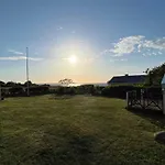 Beautiful Sunsets 100 Meters From The בית נופש