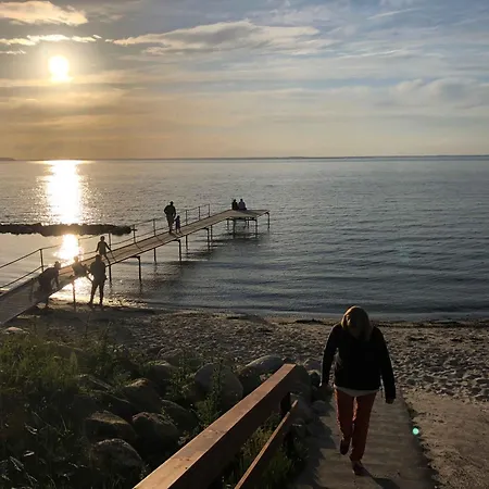 Beautiful Sunsets 100 Meters From The Hébergement de vacances *