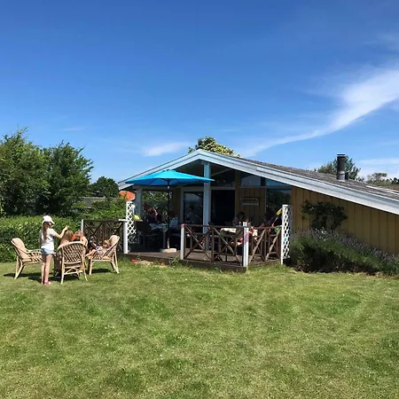 Beautiful Sunsets 100 Meters From The * Brenderup