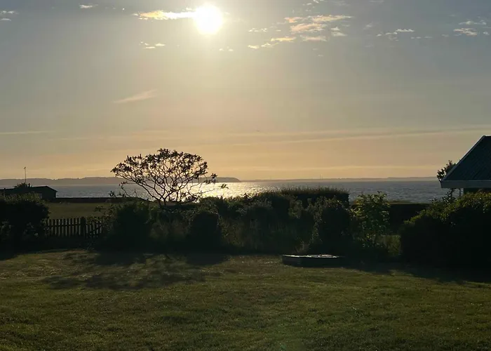Beautiful Sunsets 100 Meters From The Brenderup