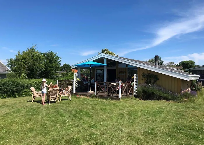 Beautiful Sunsets 100 Meters From The * Brenderup